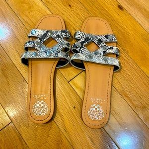 New Vince Camuto snakeskin slide sandals